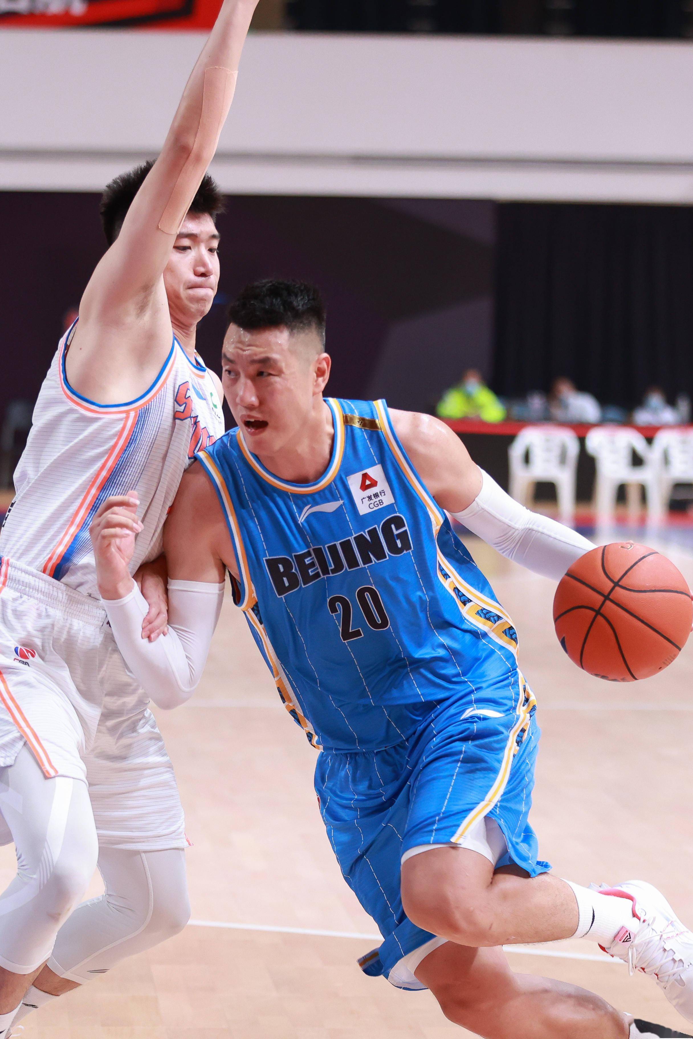 他必须专注 他必须专注