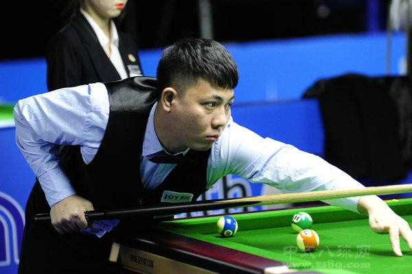 艰苦努力 艰苦努力