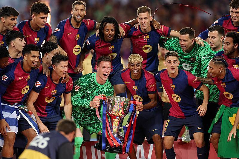 以C罗为例 以C罗为例