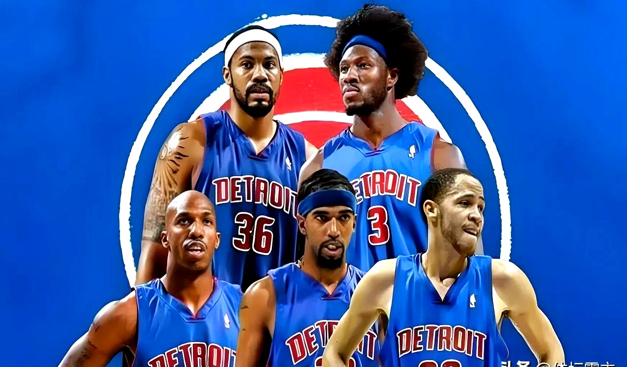 手自信与比 手自信与比